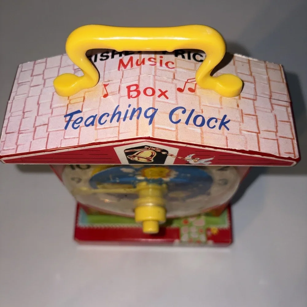 Fisher Price Classics Music Box Teaching Clock Musical, Teaches Time Works!